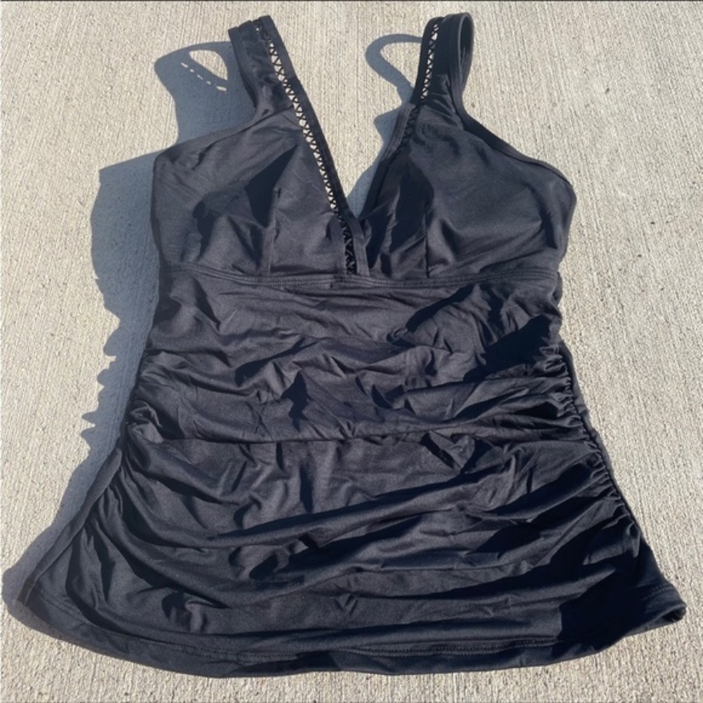 Sea Level Black Sleeveless Top   PM4
